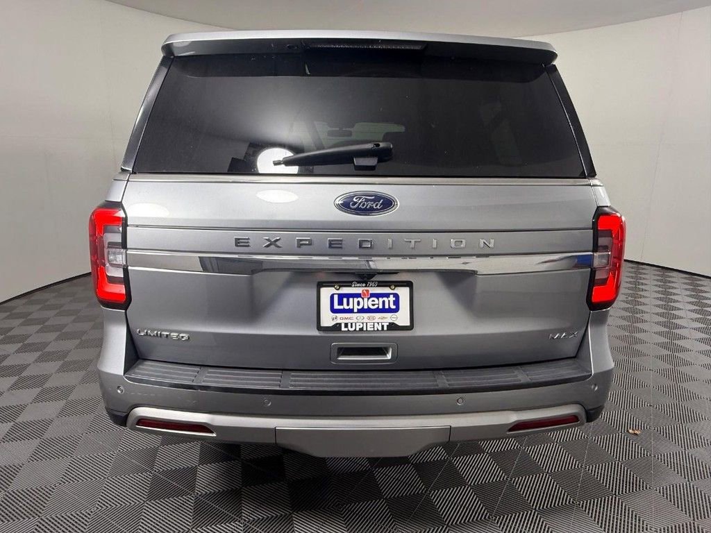 Used 2023 Ford Expedition Max Limited image 4