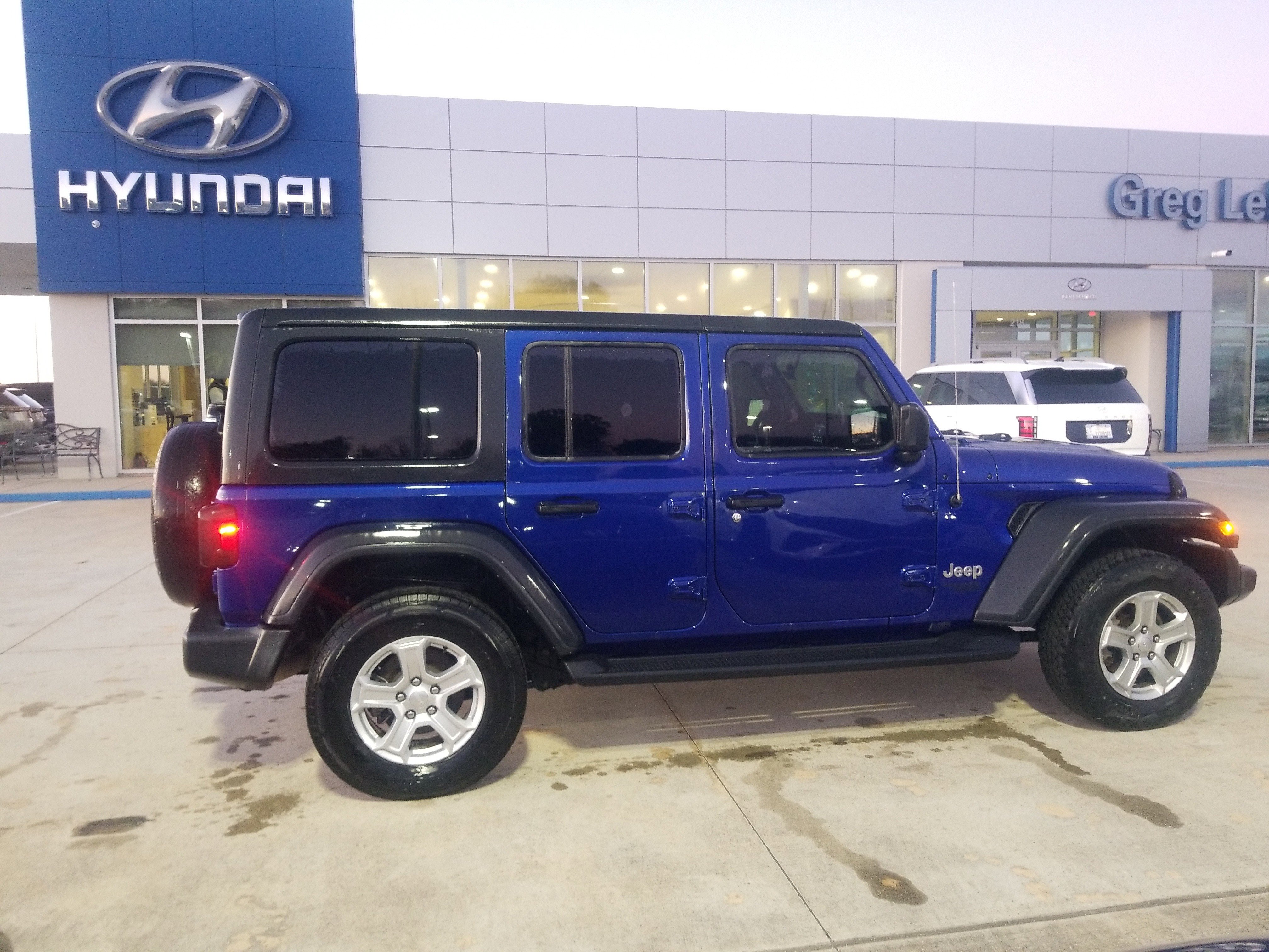 Used 2020 Jeep Wrangler Unlimited Sport S image 8