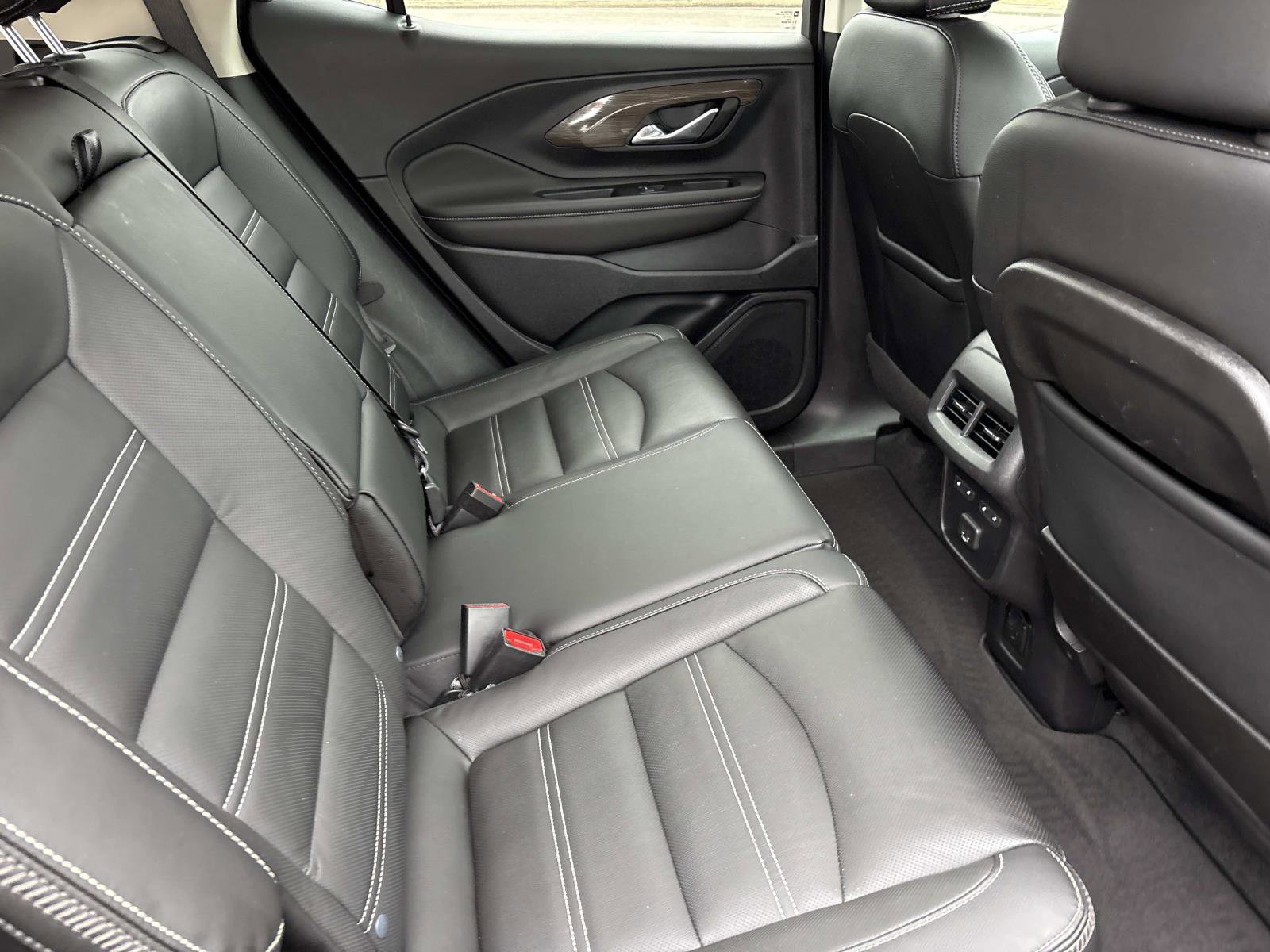 Certified 2022 GMC Terrain Denali w/ Denali Premium Package image 33