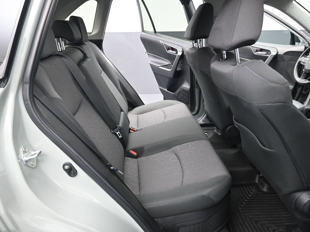 Used 2023 Toyota RAV4 XLE w/ Convenience Package image 13