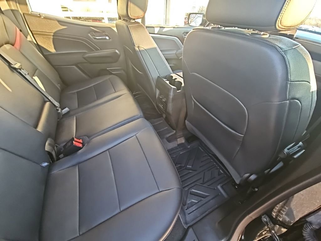 Certified 2024 Chevrolet Colorado Z71 w/ Z71 Convenience Package 2 image 17