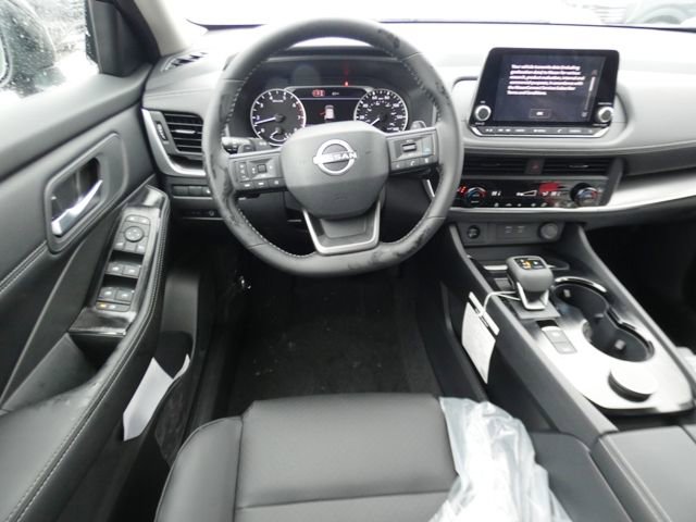 New 2026 Nissan Rogue SV AWD/4WD image 12