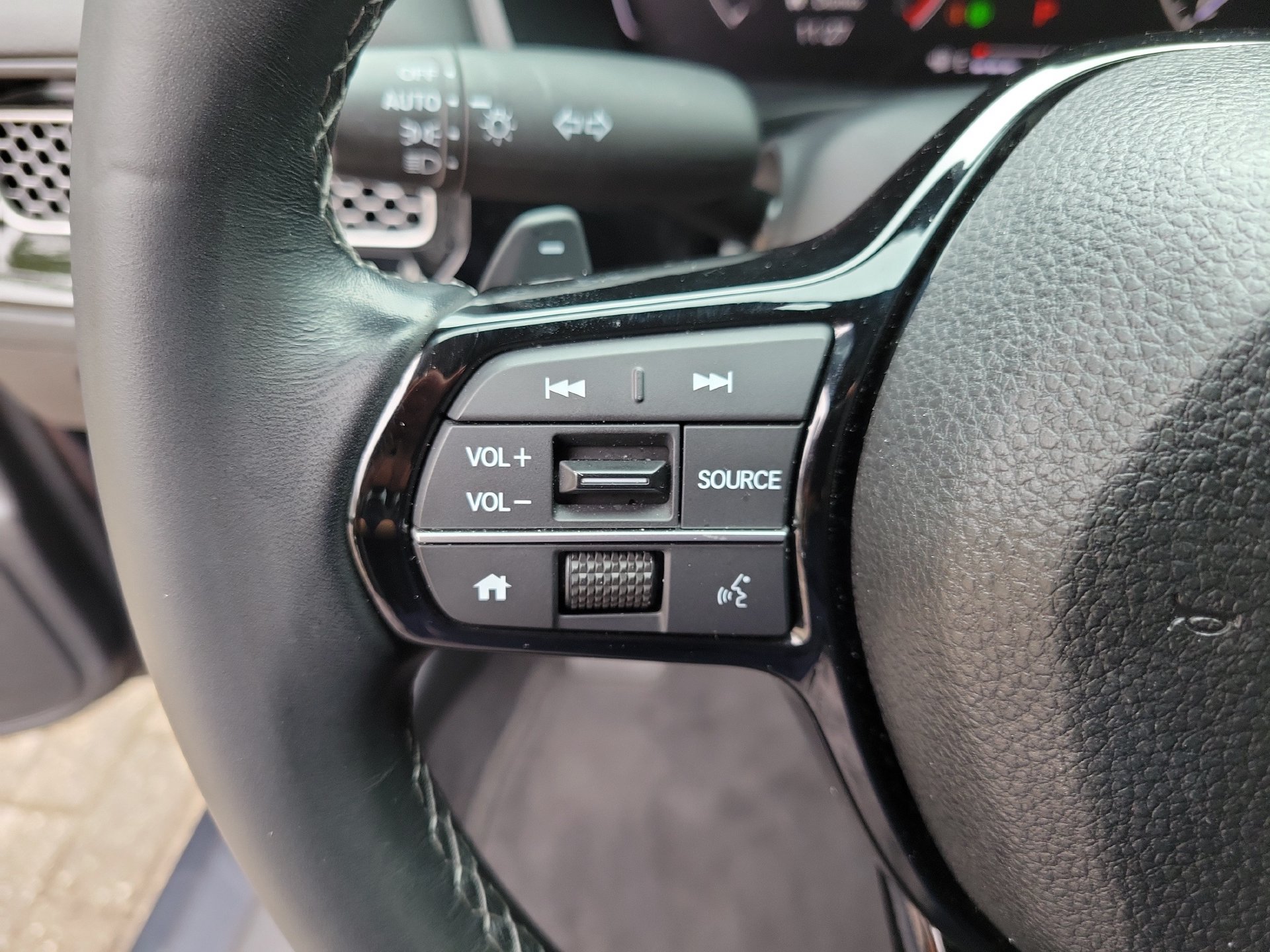 Used 2024 Honda Civic Sport image 27