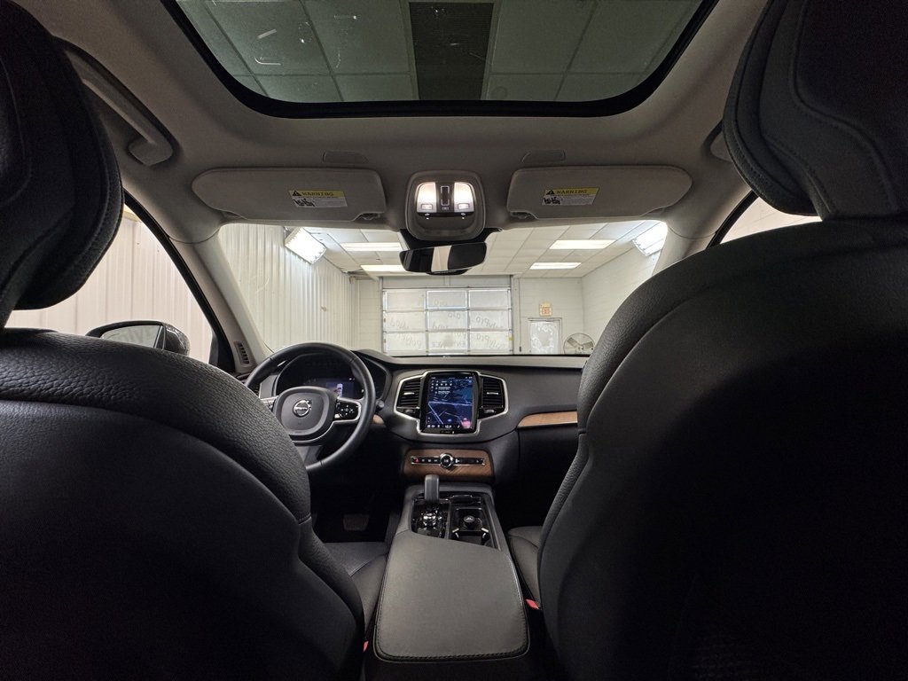 Used 2024 Volvo XC90 B5 Plus image 22