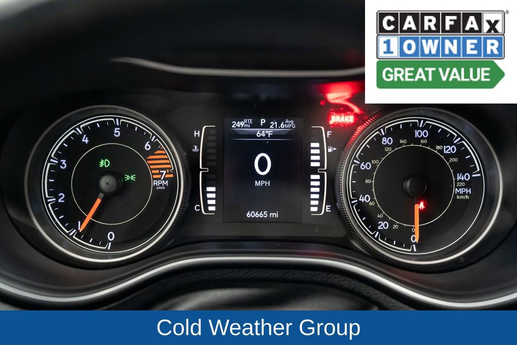 Used 2019 Jeep Cherokee Latitude Plus w/ Cold Weather Group AWD/4WD image 17