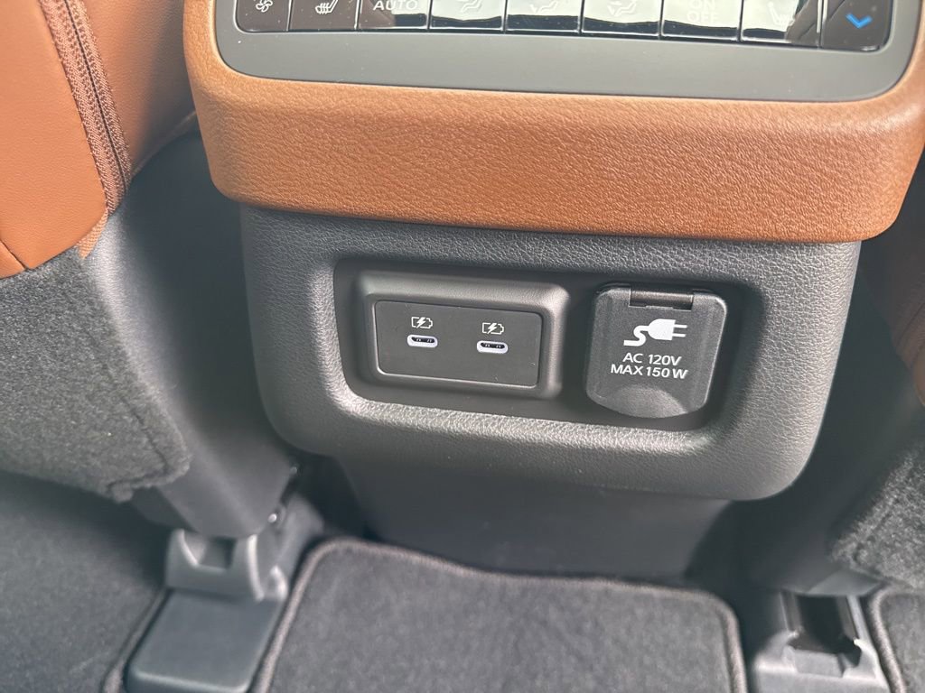New 2026 Nissan Pathfinder Platinum image 39