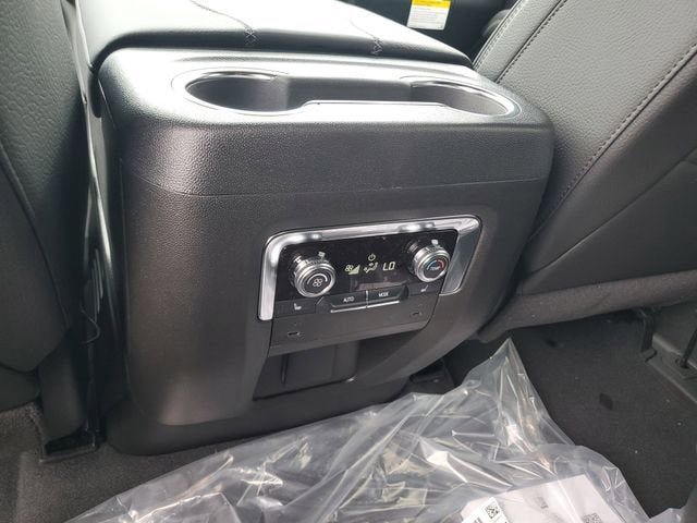 New 2026 GMC Yukon Denali RWD image 16