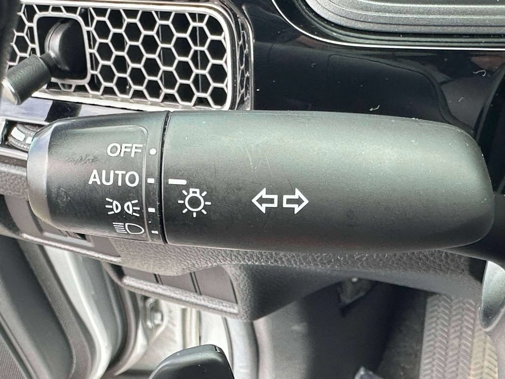 Certified 2025 Honda Civic Sport image 21