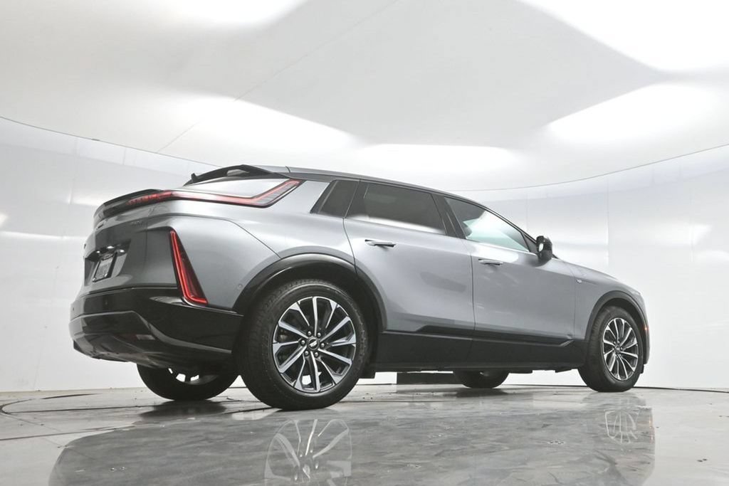 Used 2024 Cadillac Lyriq Sport RWD image 60