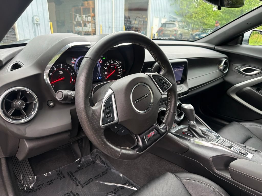 Used 2020 Chevrolet Camaro SS RWD image 14