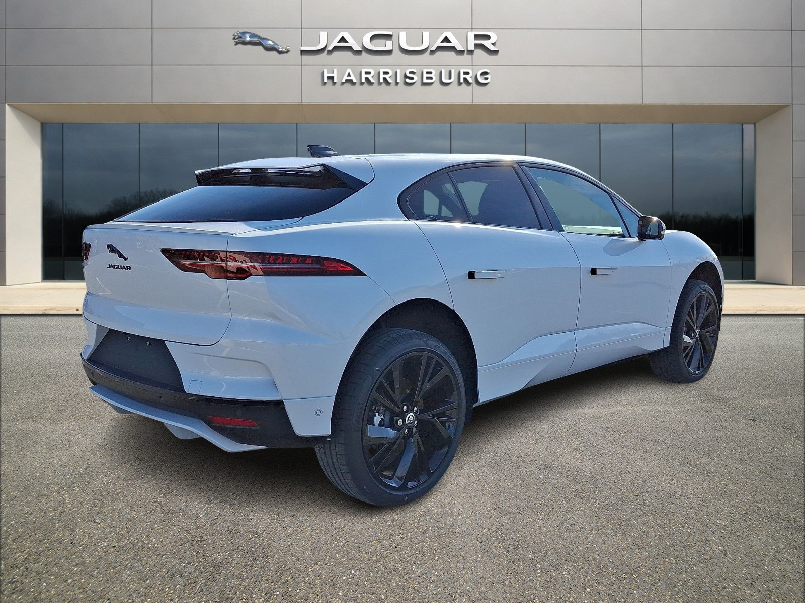 New 2024 Jaguar I-PACE R-Dynamic HSE AWD/4WD image 4