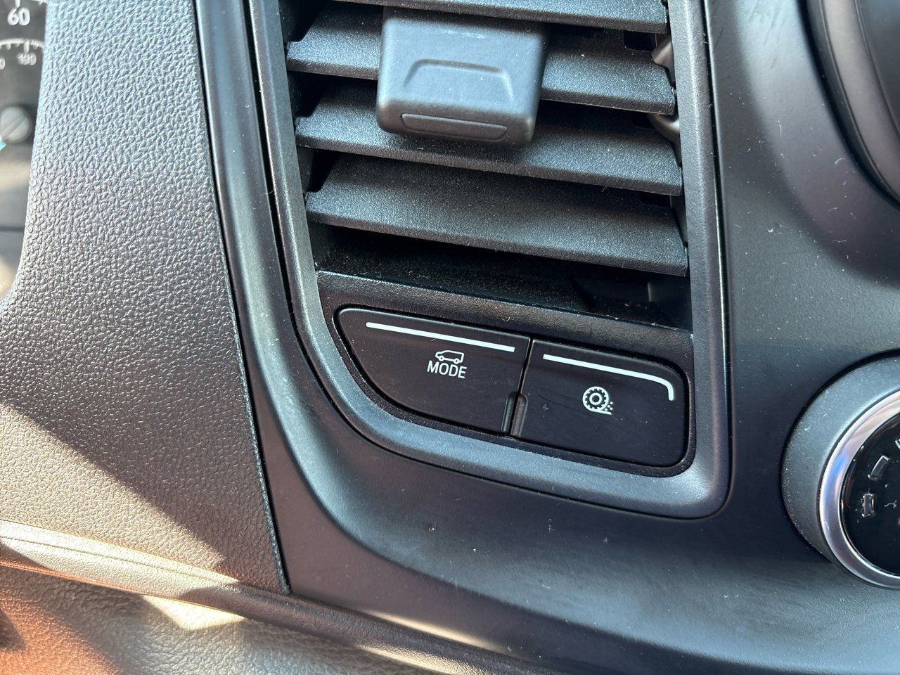 Used 2024 Ford Transit 250 Low Roof w/ Exterior Upgrade Package image 22