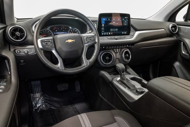 Used 2024 Chevrolet Blazer LT w/ Convenience Package FWD image 7