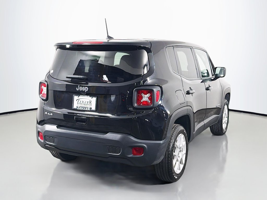 Used 2023 Jeep Renegade Latitude AWD/4WD image 7