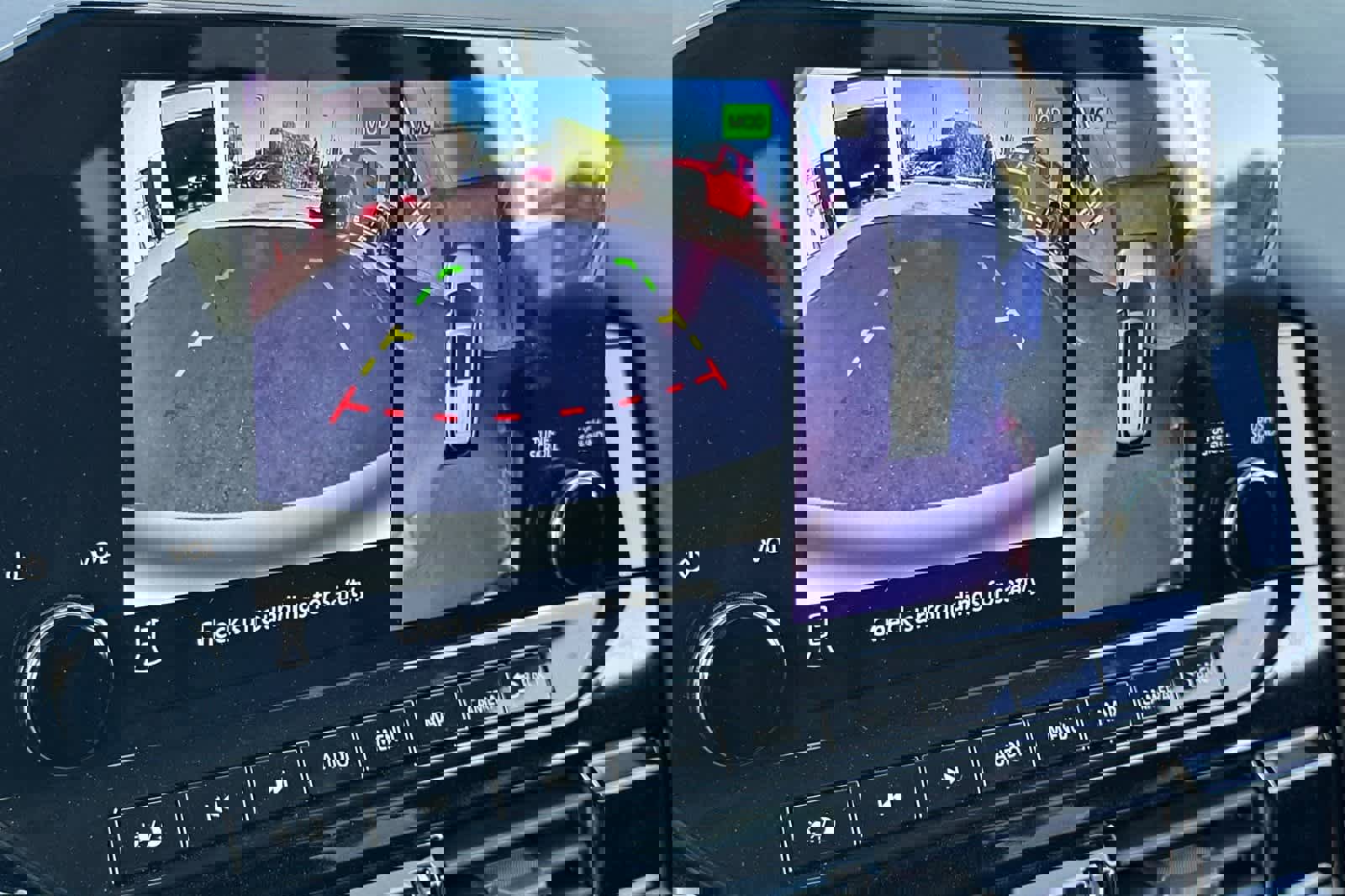 New 2025 Nissan Pathfinder SL image 21