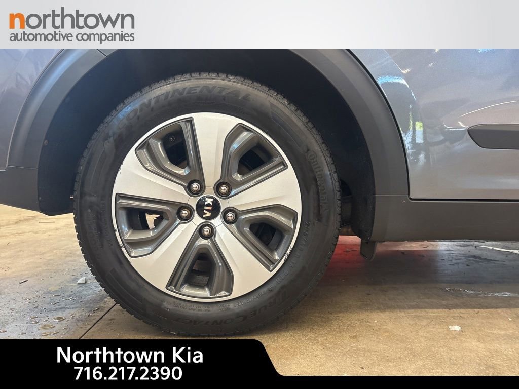 Used 2018 Kia Niro EX FWD image 21