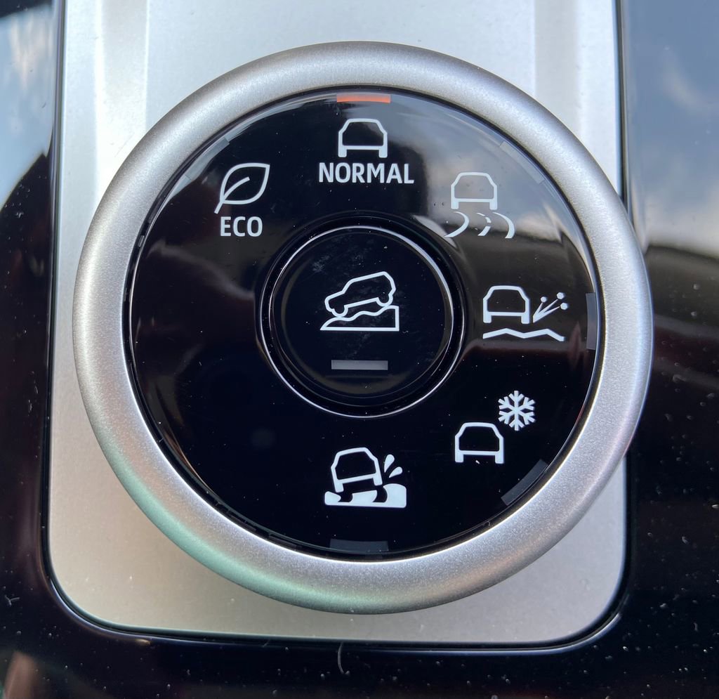 New 2026 Mitsubishi Outlander ES image 31