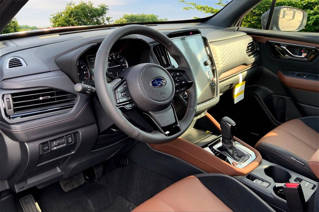 New 2025 Subaru Forester Touring image 7