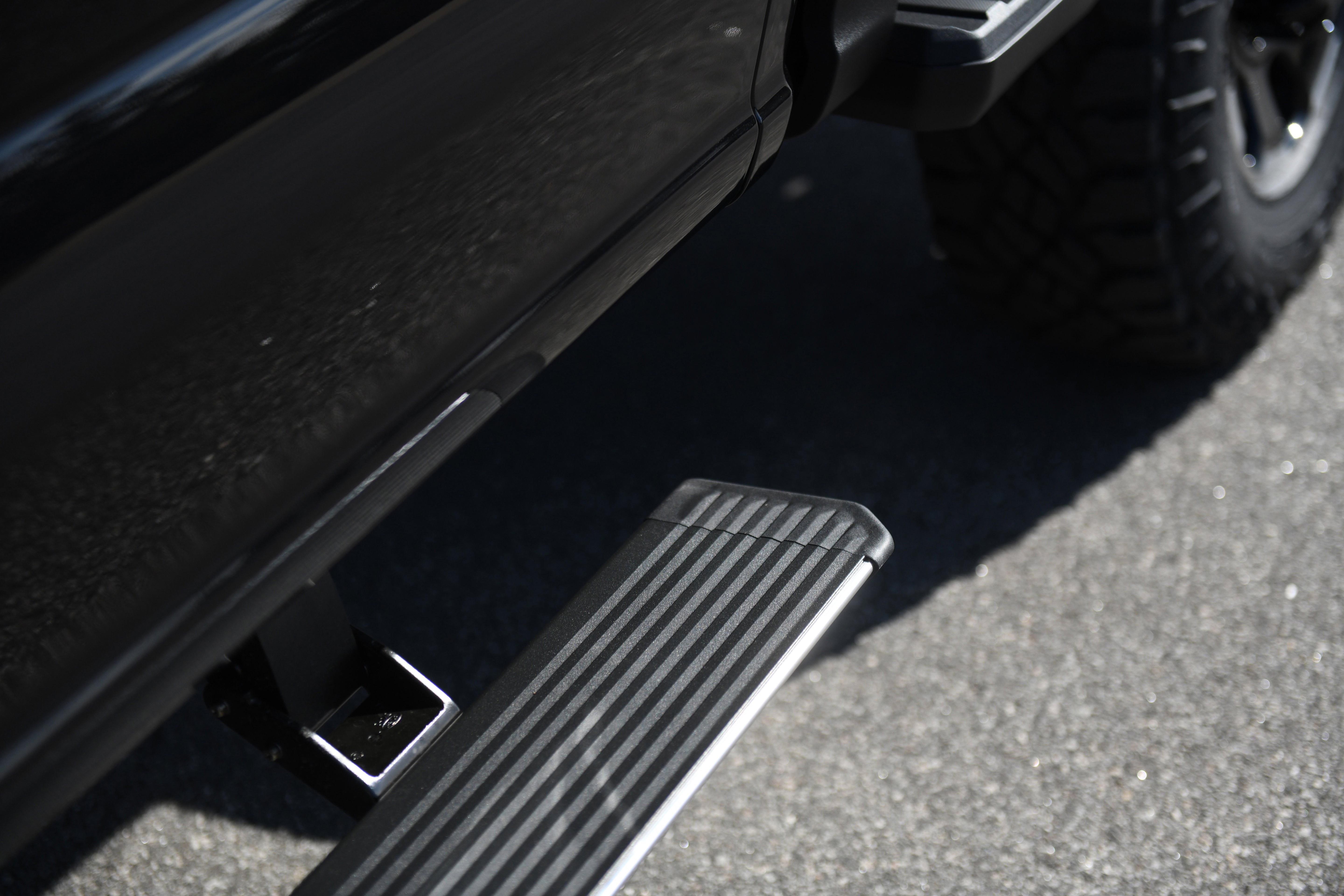 New 2026 Ford F250 Platinum w/ Tremor Off-Road Package image 7