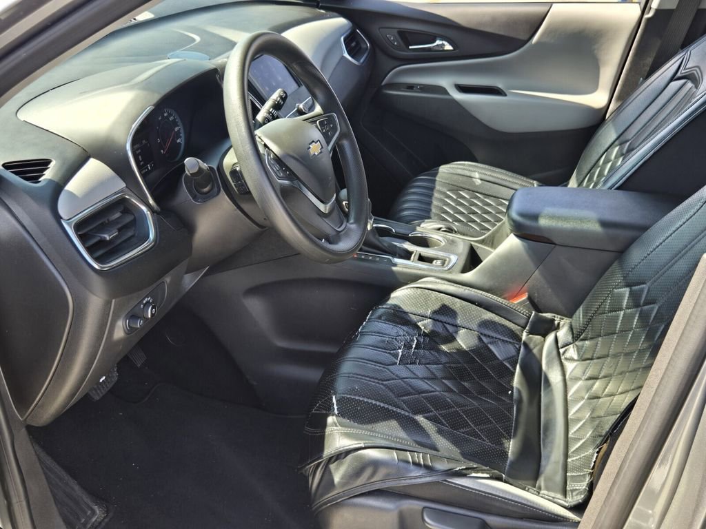 Used 2024 Chevrolet Equinox LS FWD image 11