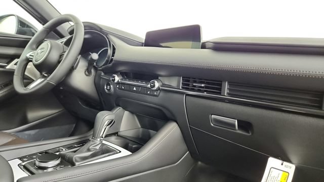 New 2025 MAZDA MAZDA3 Hatchback w/Premium Plus Pkg AWD/4WD image 32