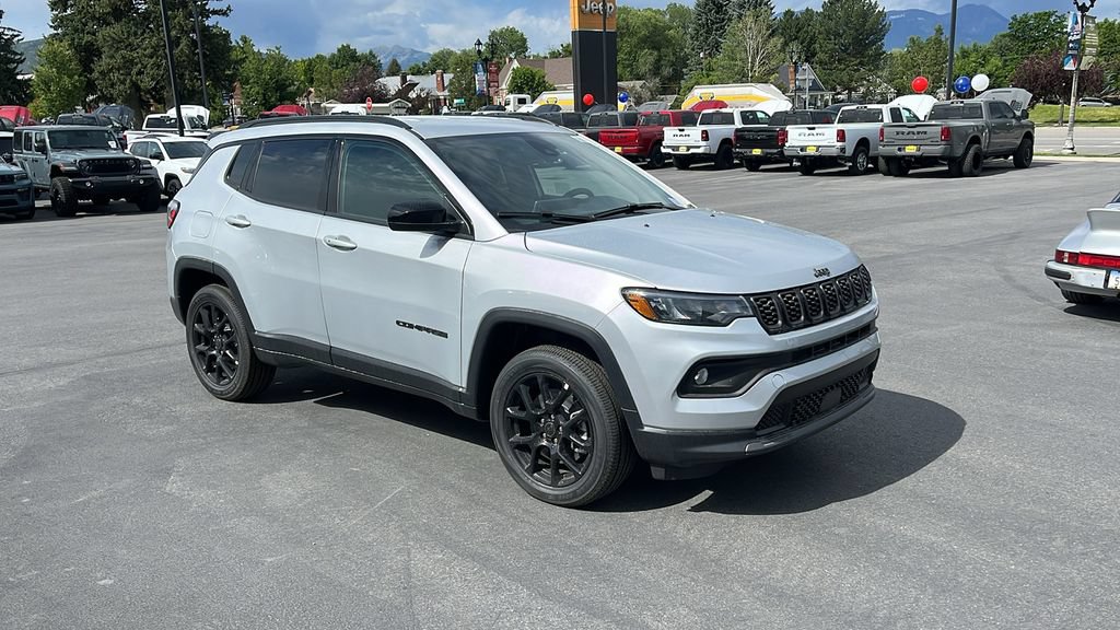 New 2026 Jeep Compass Latitude AWD/4WD image 3