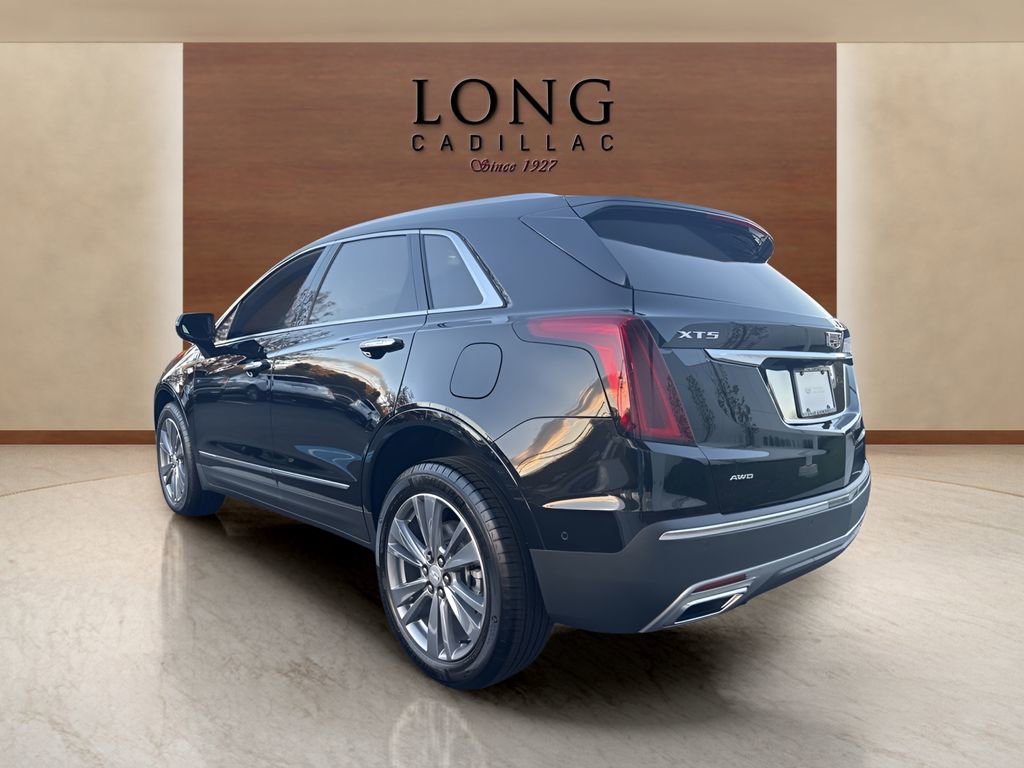 Certified 2025 Cadillac XT5 Premium Luxury w/ Technology Package image 3