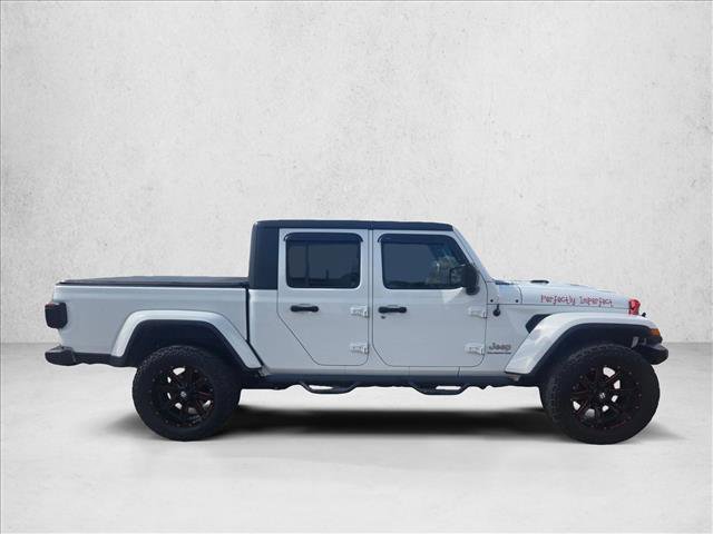 Used 2020 Jeep Gladiator Overland AWD/4WD image 4