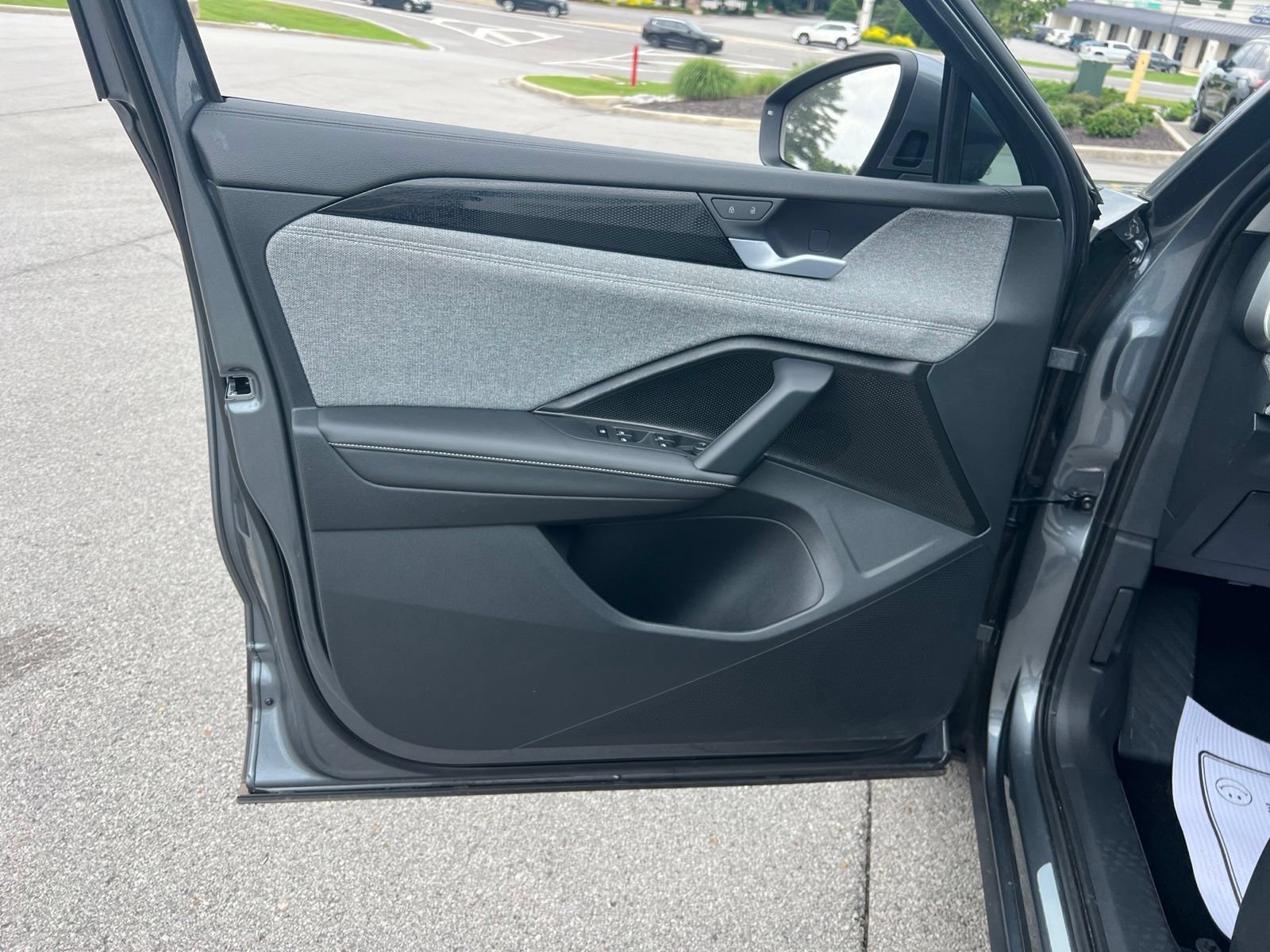 Certified 2026 Volkswagen Tiguan S FWD image 35