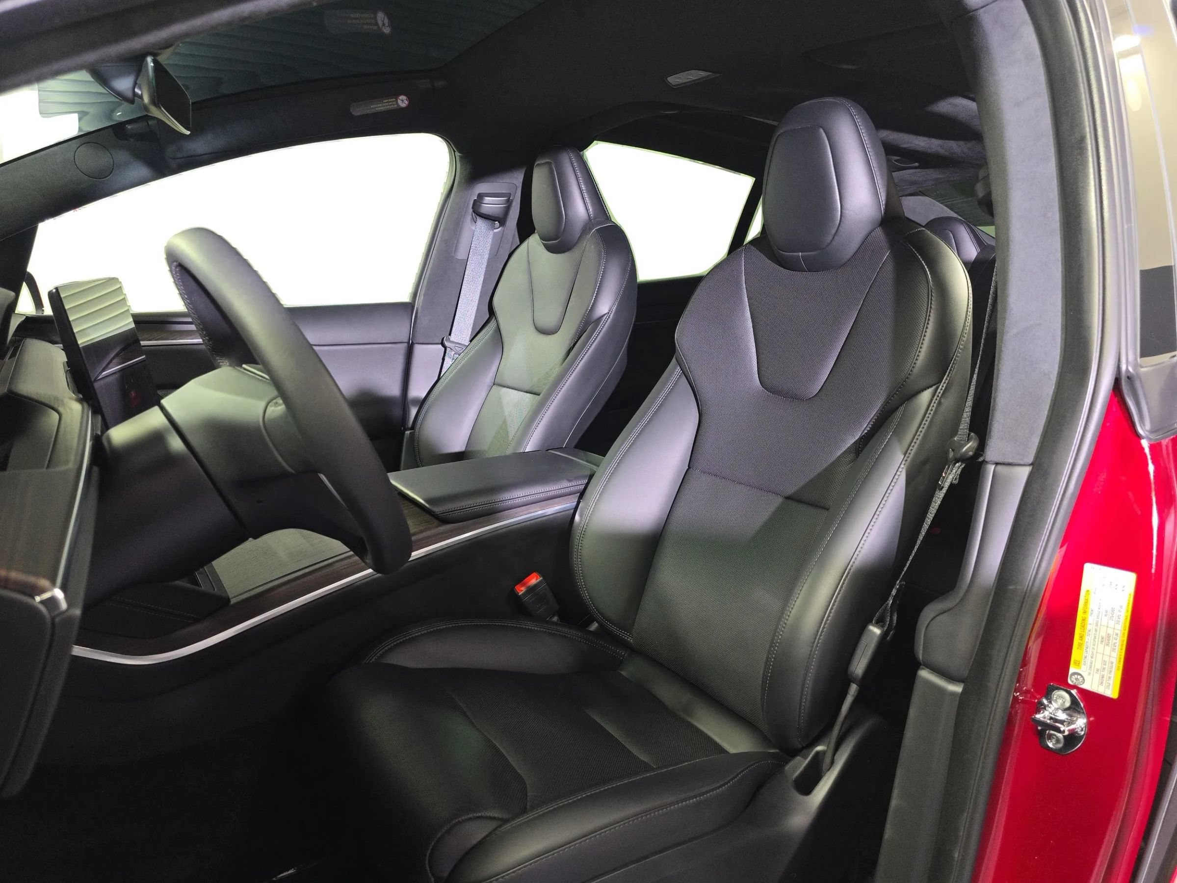Used 2024 Tesla Model X AWD/4WD image 9