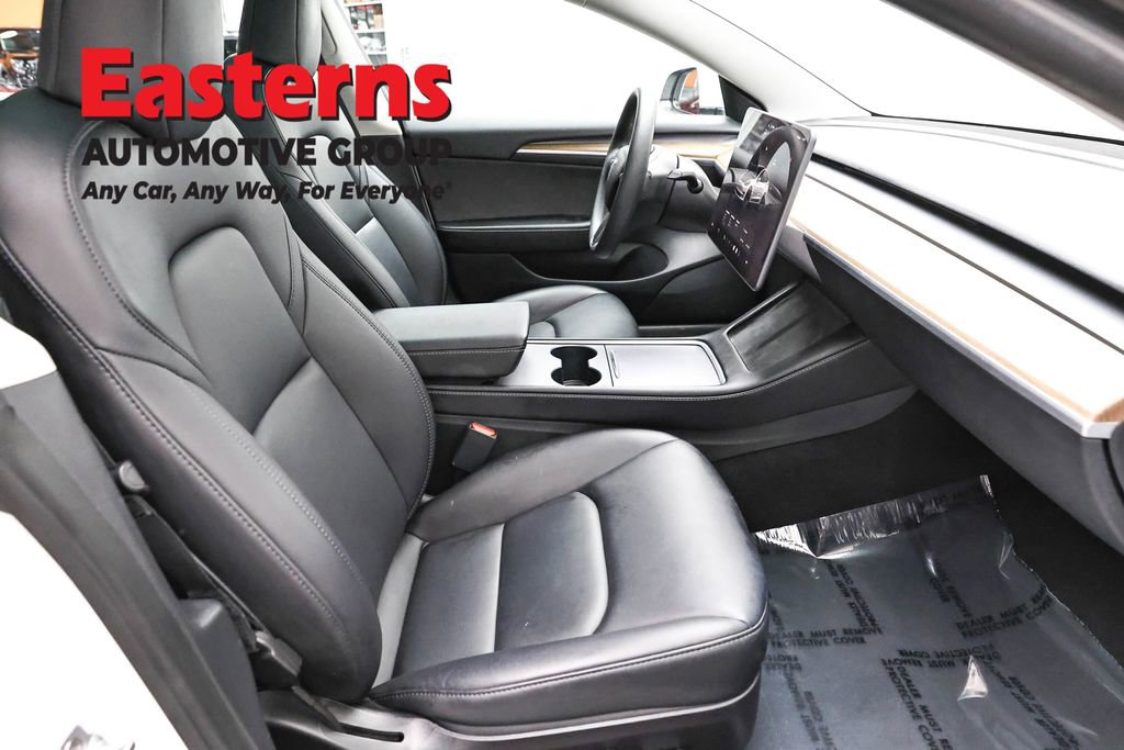 Used 2023 Tesla Model 3 Standard Range image 22