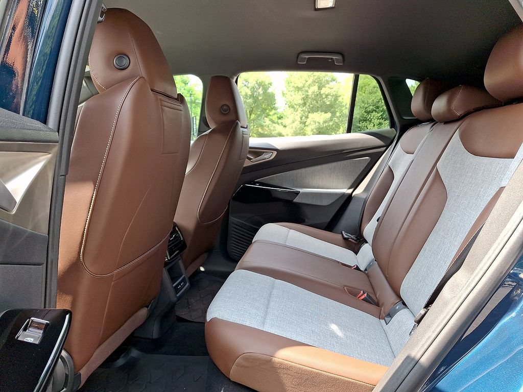Certified 2023 Volkswagen ID.4 Pro RWD image 10