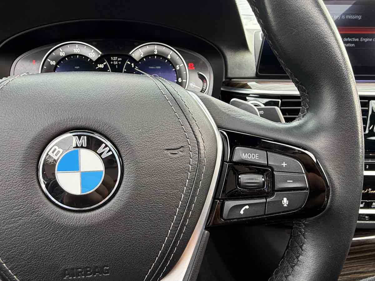 Used 2019 BMW 530i w/ Convenience Package image 19