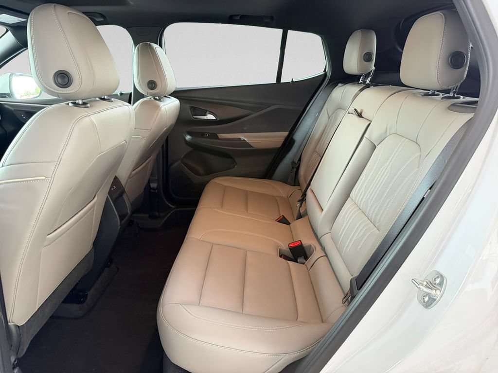 Used 2025 Buick Envista Avenir FWD image 30