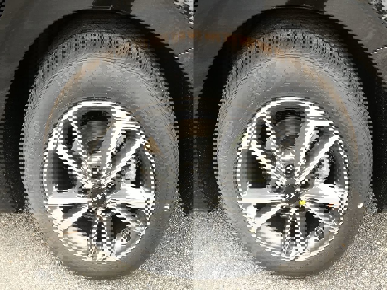 Certified 2023 Kia Forte LXS image 10