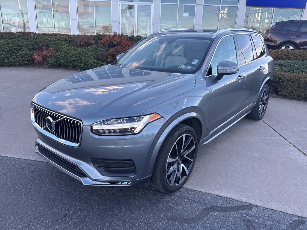 Used 2020 Volvo XC90 T6 Momentum w/ Protection Package Premier image 11