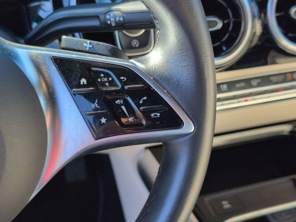 Used 2025 Mercedes-Benz GLA 250 4MATIC image 22