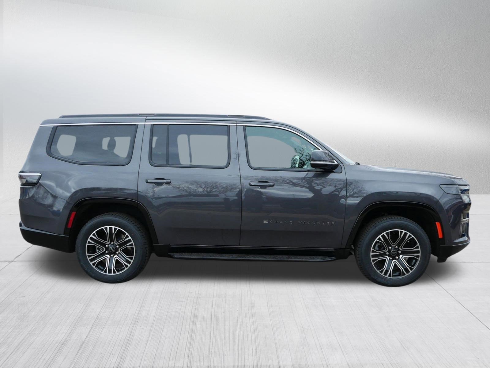 New 2026 Jeep Grand Wagoneer 4WD w/ HD Trailer Tow Package image 8