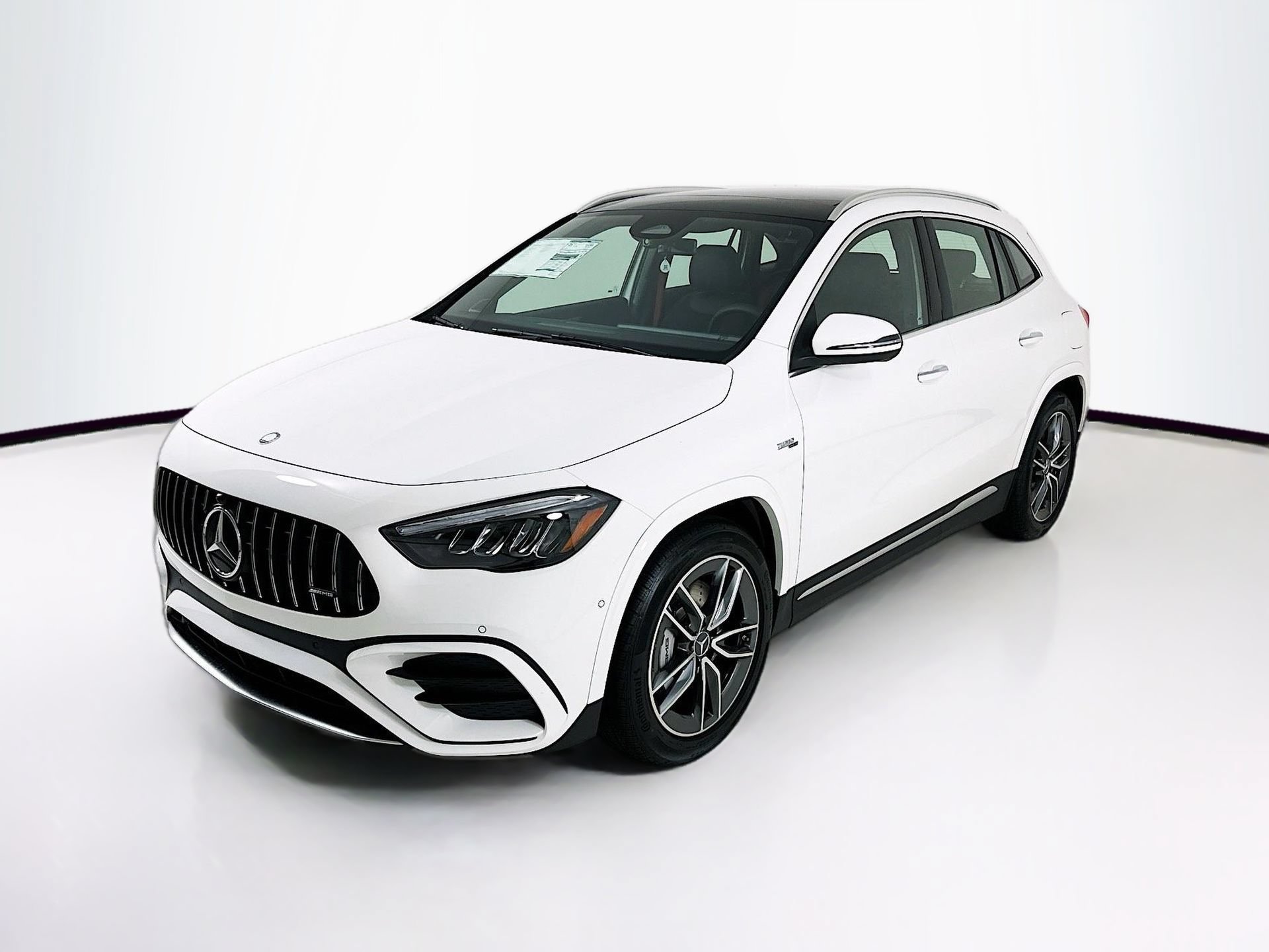 New 2026 Mercedes-Benz GLA 35 AMG 4MATIC image 3