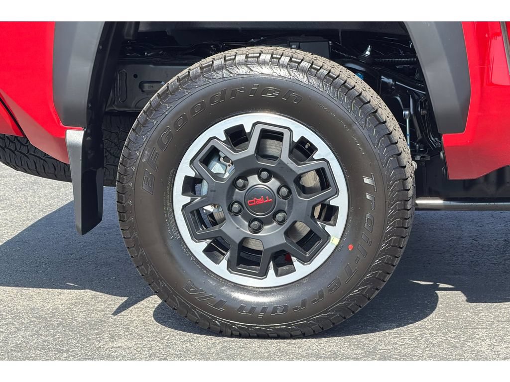 Certified 2026 Toyota Tacoma TRD Off-Road w/ TRD Off Road Upgrade Package AWD/4WD image 31