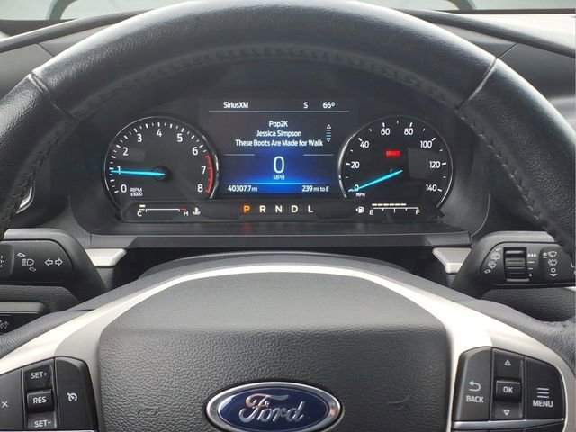 Used 2023 Ford Explorer XLT w/ Equipment Group 202A AWD/4WD image 18