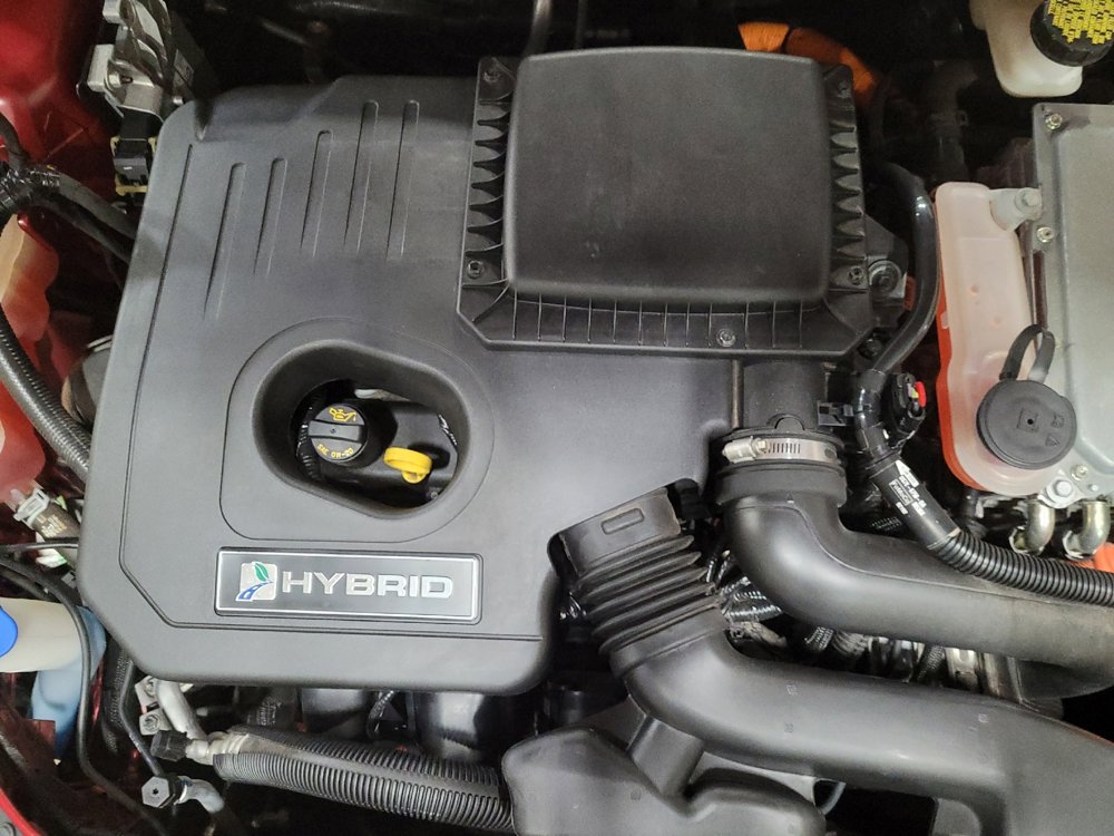 Used 2020 Ford Fusion SE image 30