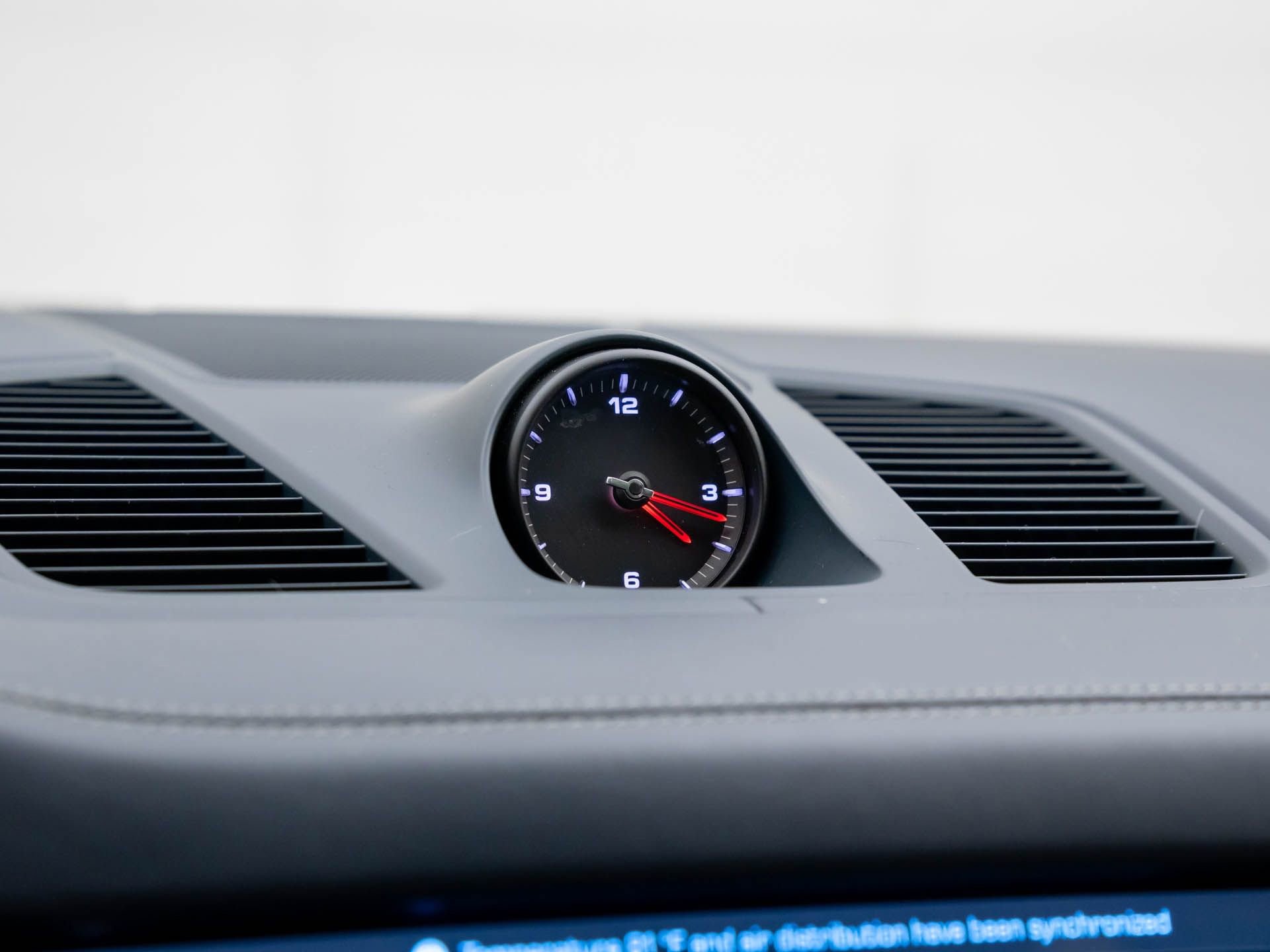 Used 2019 Porsche Cayenne image 20