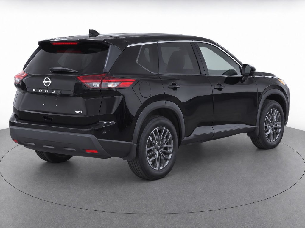 Used 2024 Nissan Rogue S AWD/4WD image 3