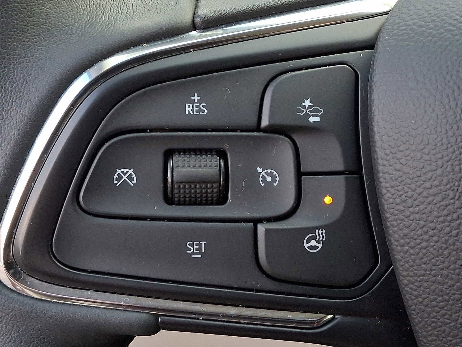 Used 2022 Buick Envision Preferred image 23