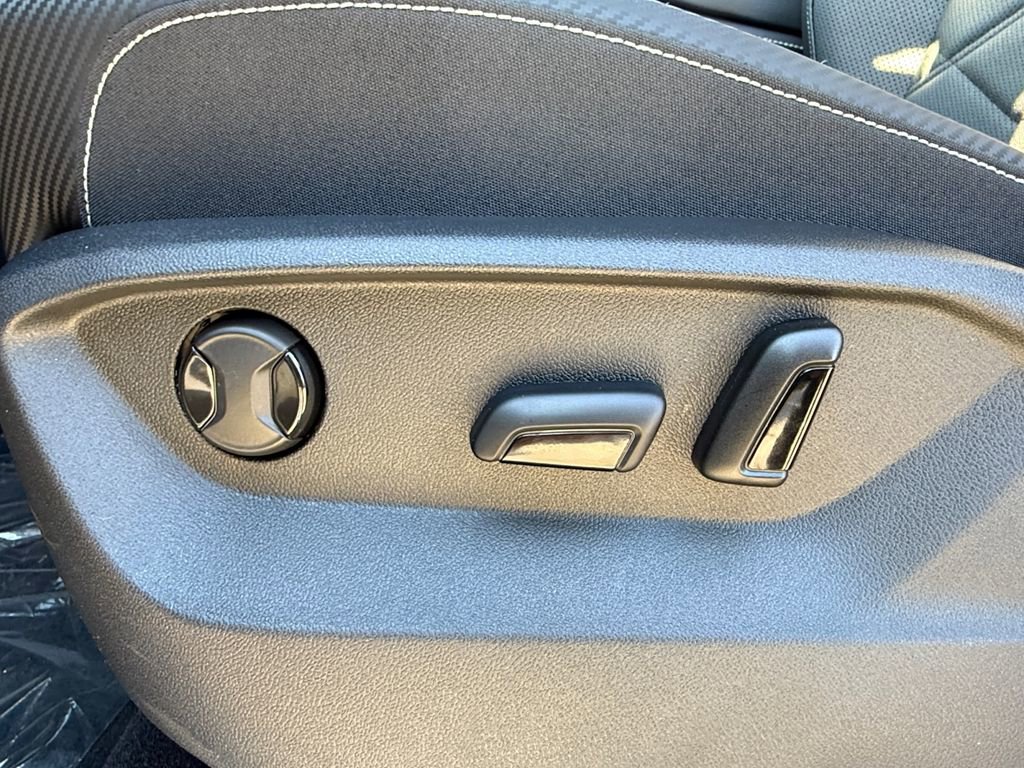 New 2026 Volkswagen Atlas Cross Sport SE image 10