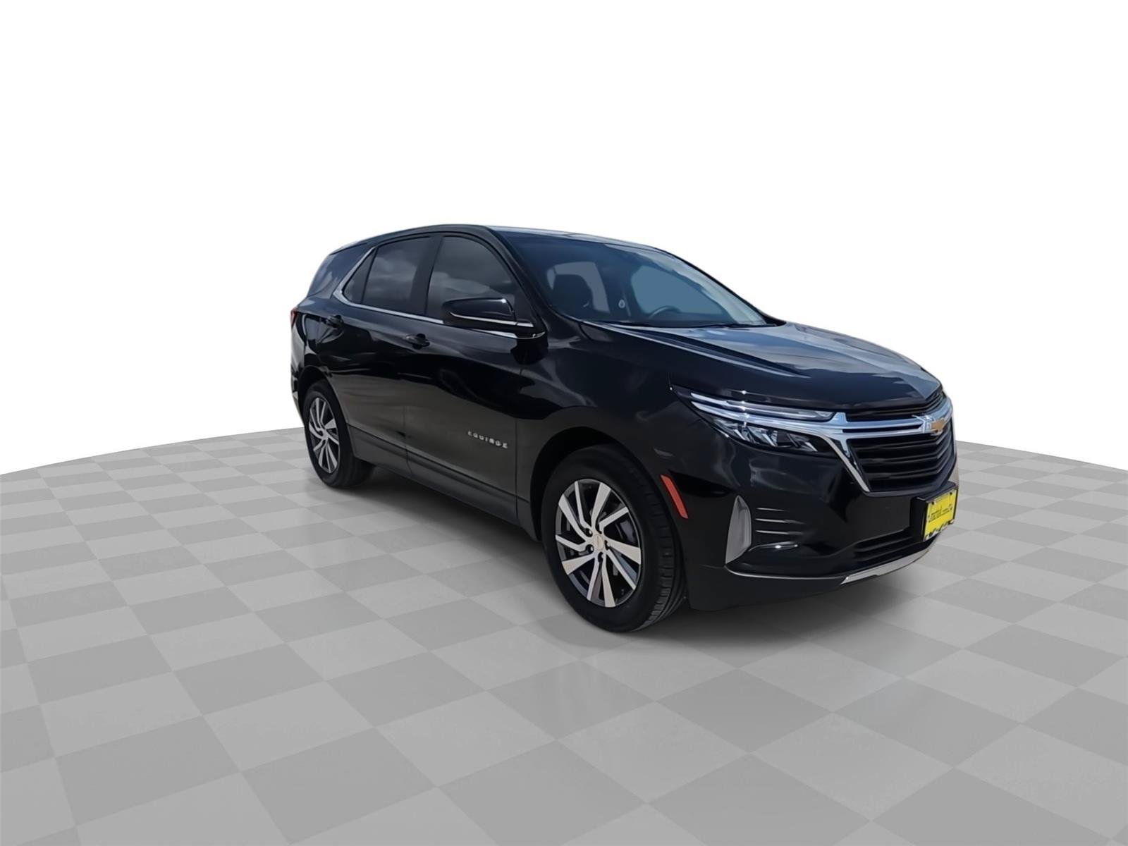 Used 2024 Chevrolet Equinox LT FWD image 2