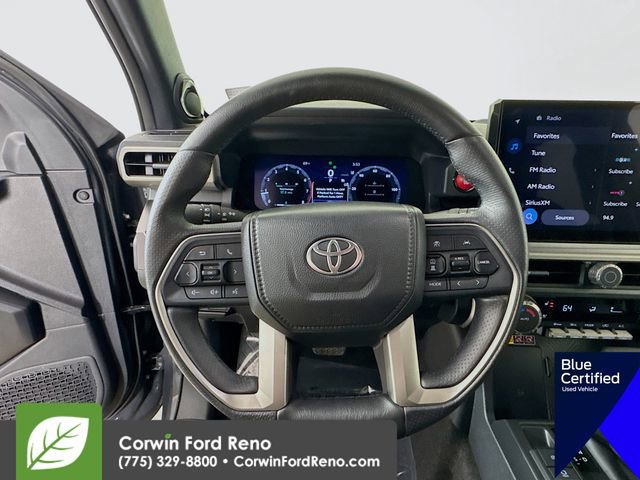 Used 2025 Toyota 4Runner TRD Off-Road Premium image 15
