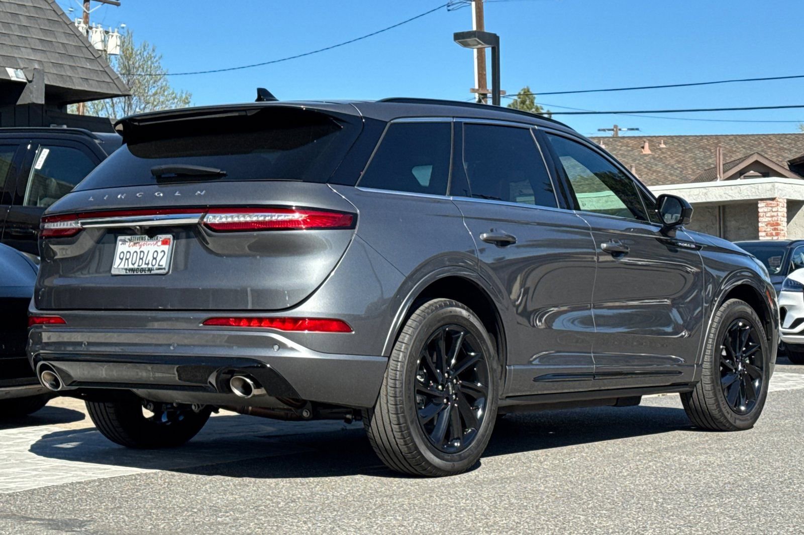 Certified 2025 Lincoln Corsair Grand Touring image 4