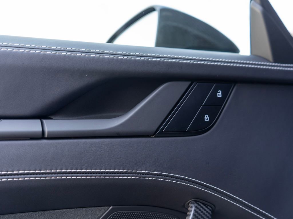 Used 2026 Porsche 911 GT3 w/ Weissach Package image 30